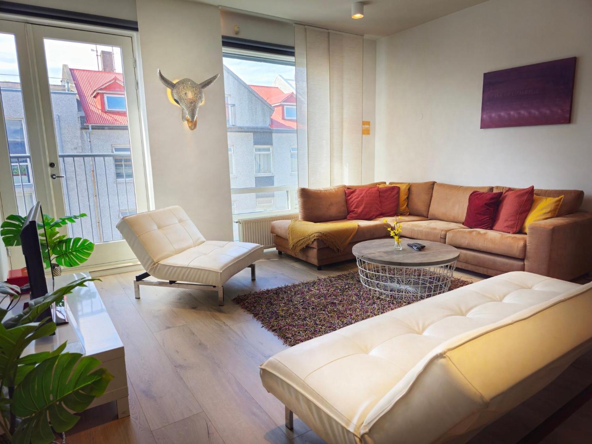 Reykjavik4You Apartments Bagian luar foto